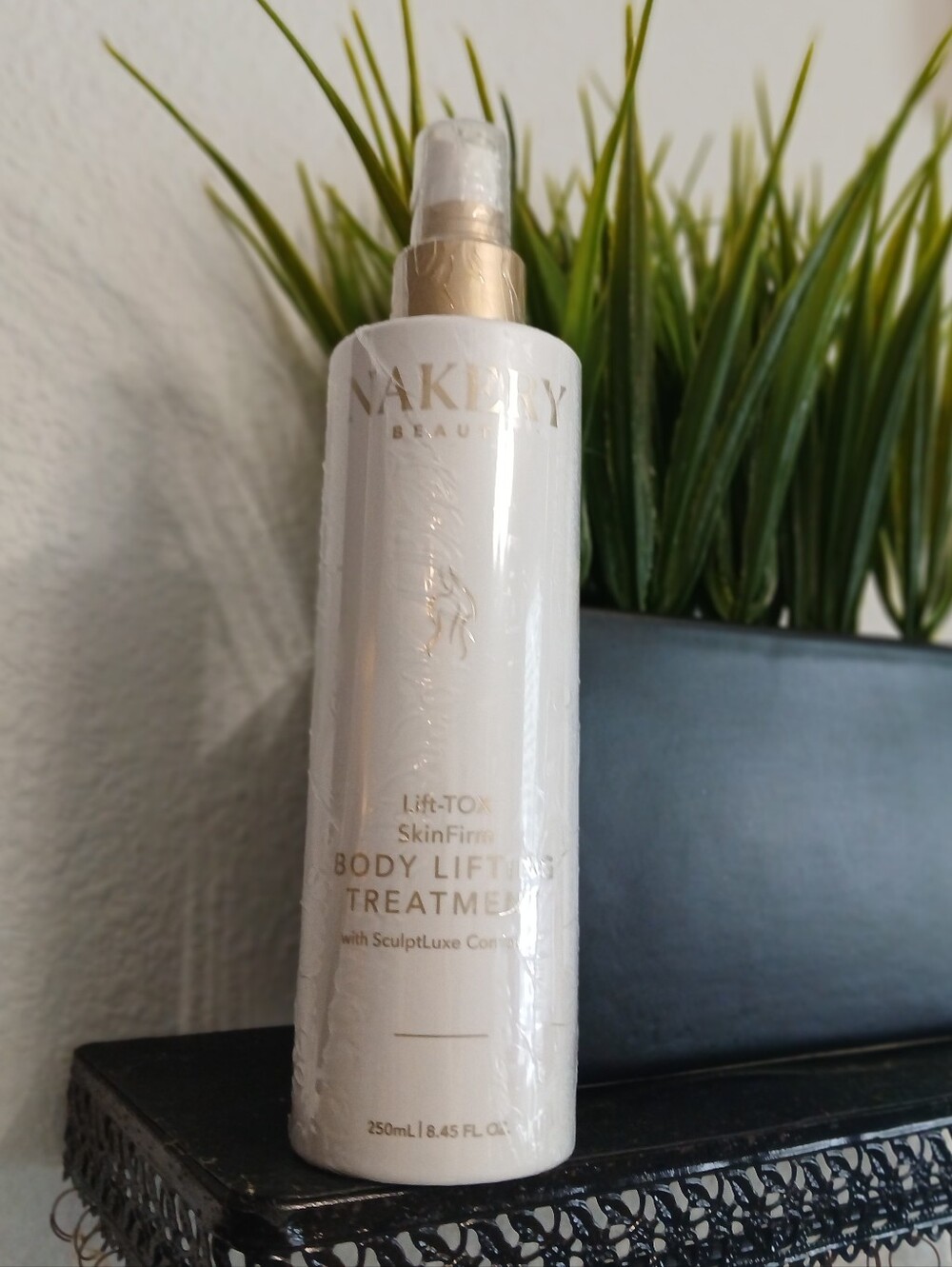 Nakery Body Lift Treatment Spray